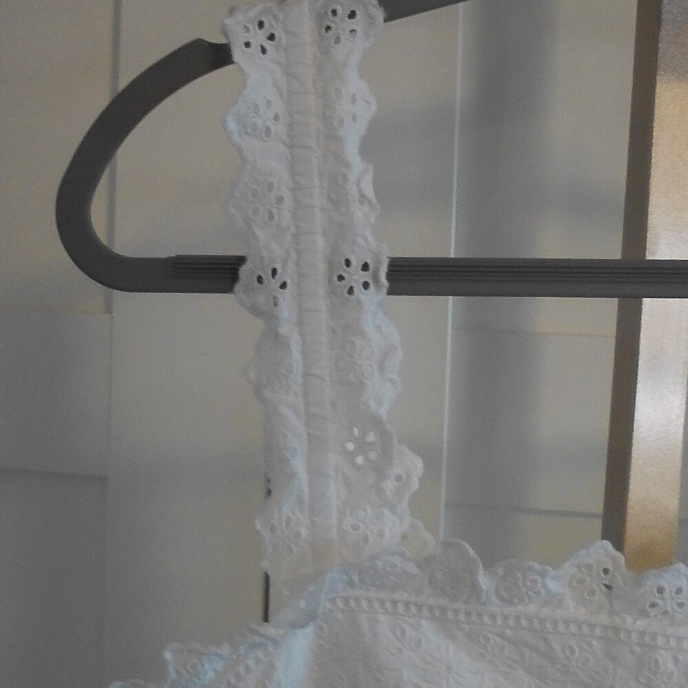 NWT: Doen X GAP Eyelet Midi Dress Off White Size L - Picture 3 of 12
